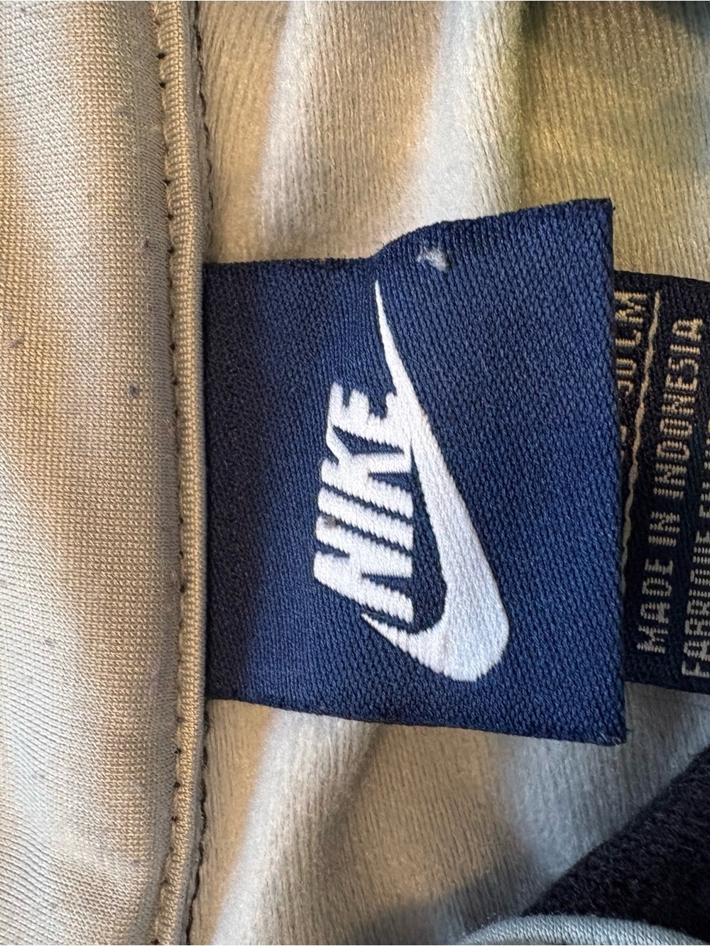 Nike jacket - Picture 3 of 4
